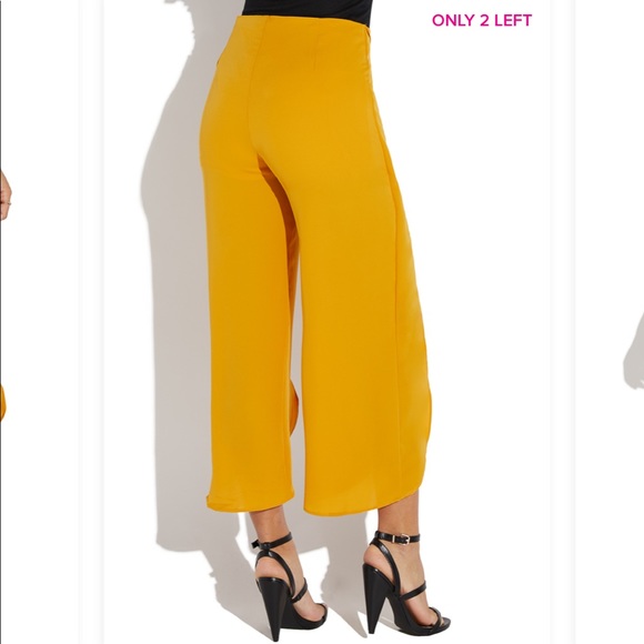 Palazzo pants. Size Medium - Picture 2 of 7